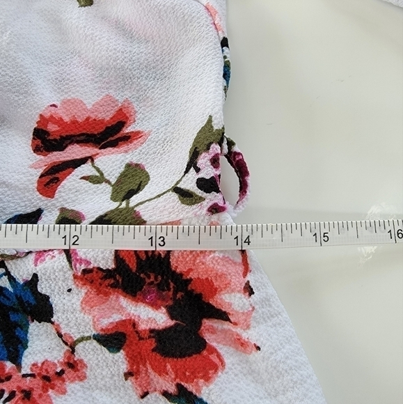 TRIXXI floral romper size small - Picture 6 of 8